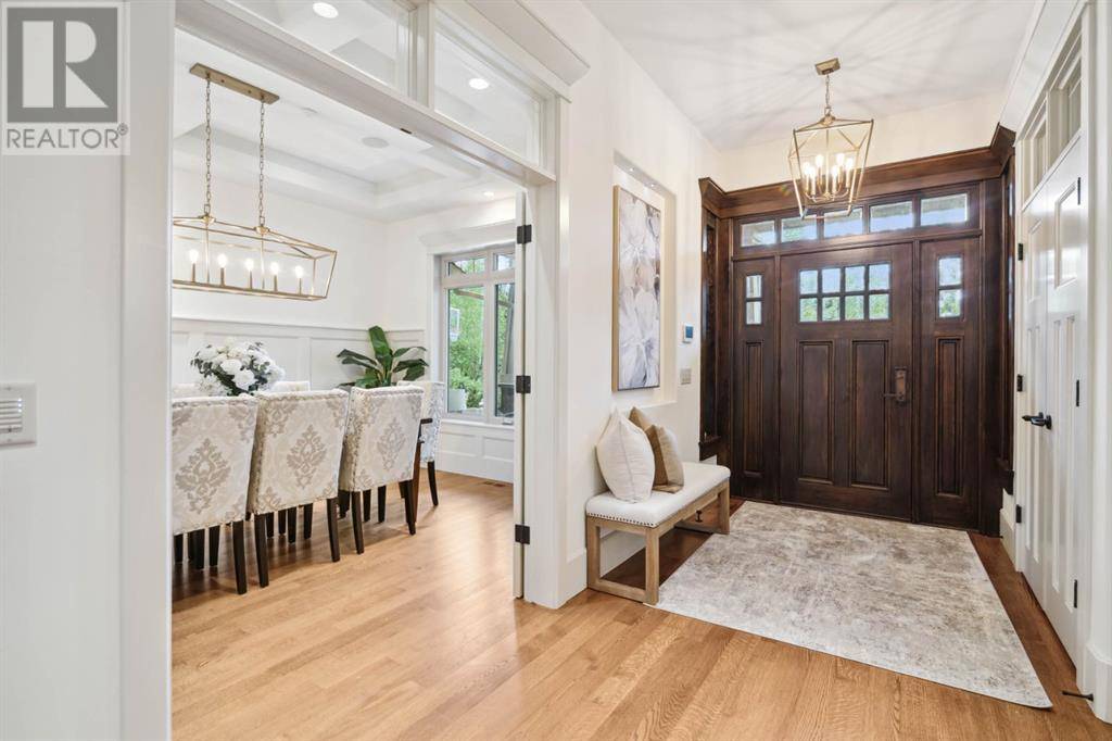 Calgary, AB T3H0J1,108 Posthill Drive SW