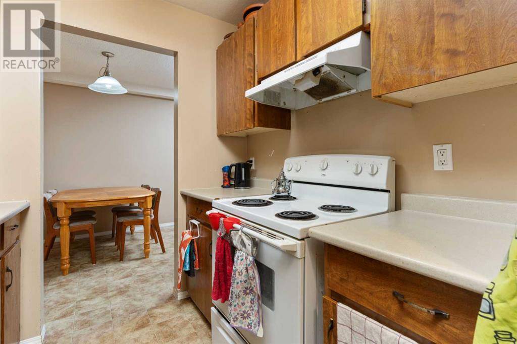Camrose, AB T4V4A6,#105, 5418 52 Street
