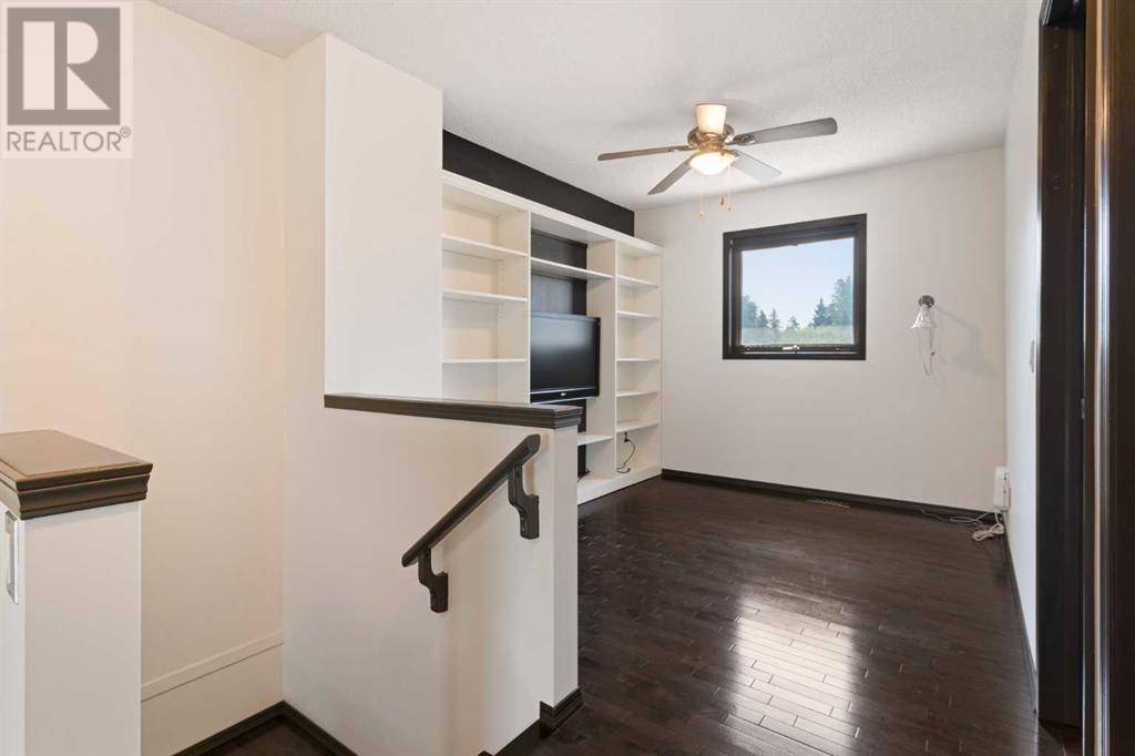 Calgary, AB T3E7H4,316 Killarney Glen Court SW