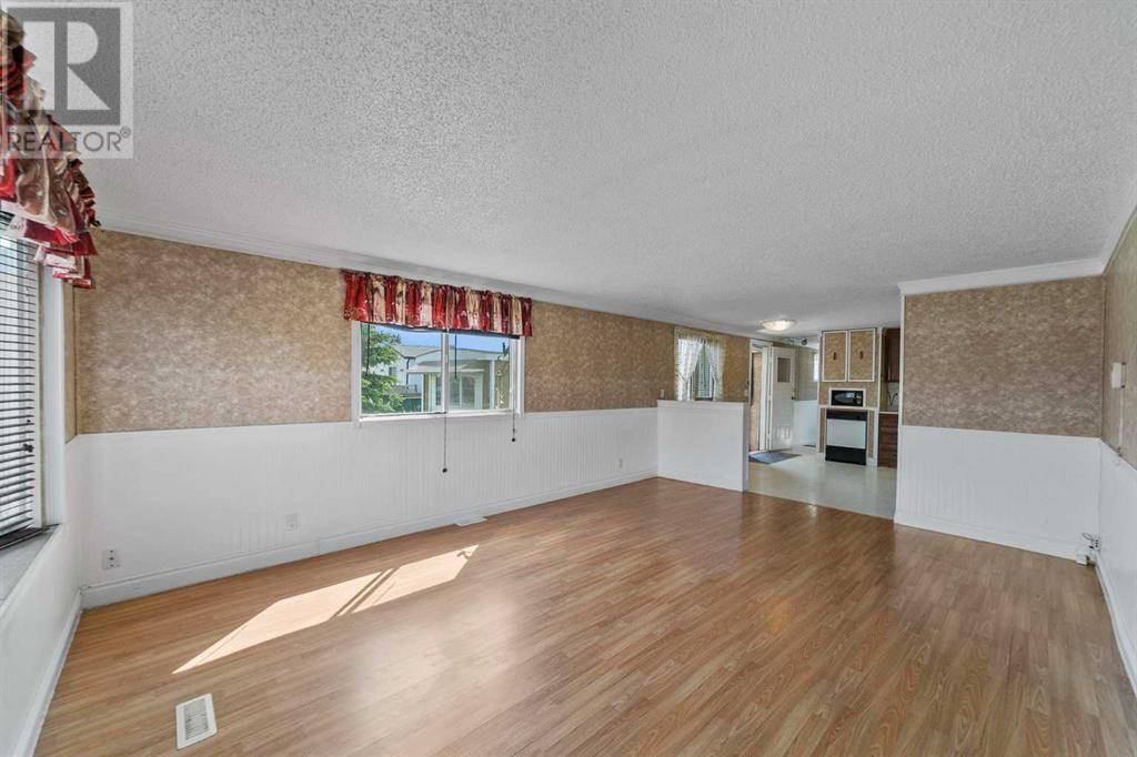 Camrose, AB T4V3A5,56, 4802 54 Avenue