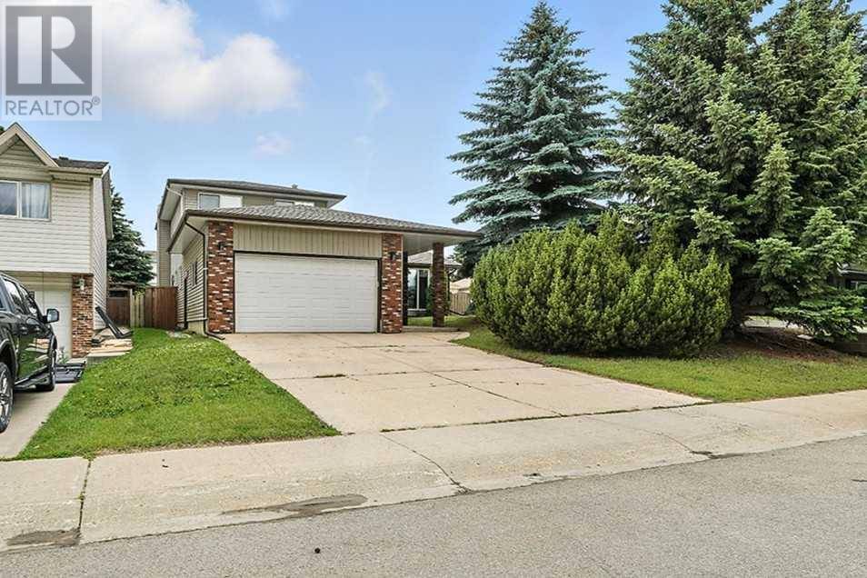 Red Deer, AB T4P2H3,68 Norton Avenue