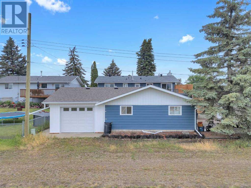 Ponoka, AB T4J1J9,5537 47 AvenueCrescent