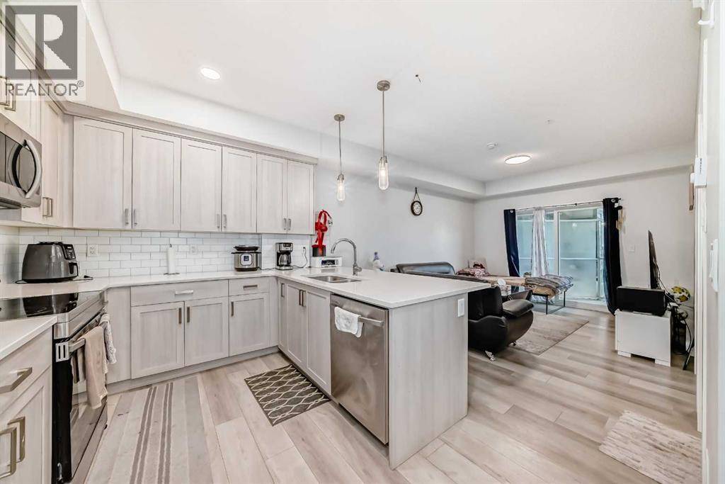 Calgary, AB T3P1X7,118, 40 Carrington Plaza NW