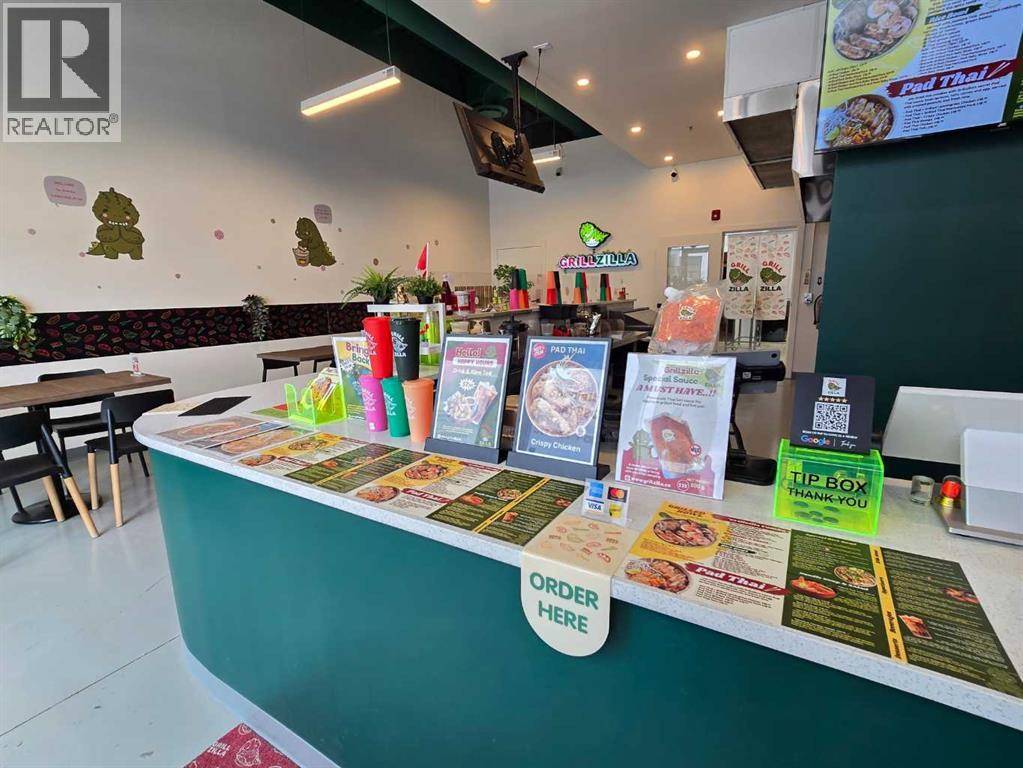 Calgary, AB T3R0K4,3145, 2 Royal Vista Link NW