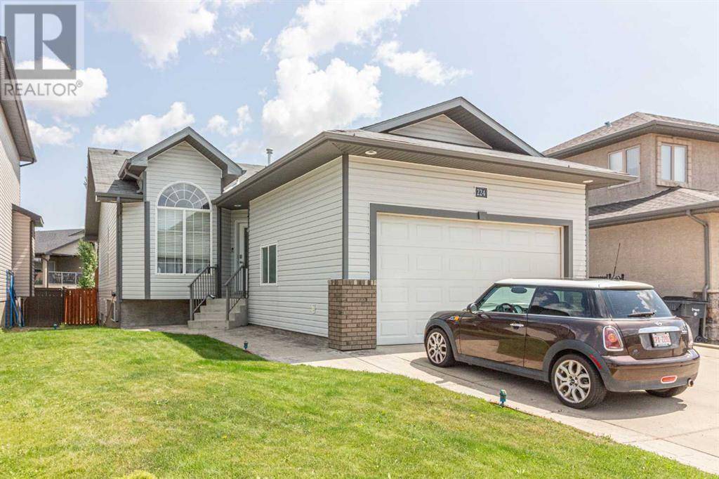 Medicine Hat, AB T1B4Y4,224 Vista Road SE