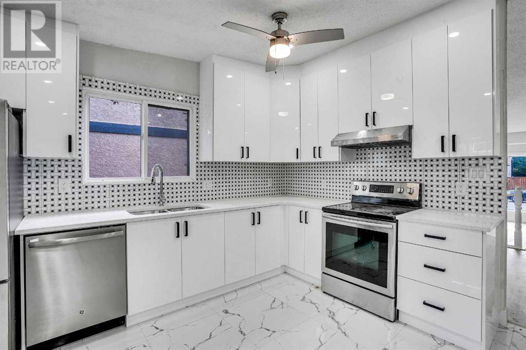 Calgary, AB T3J1L1,63 Castlefall Grove NE