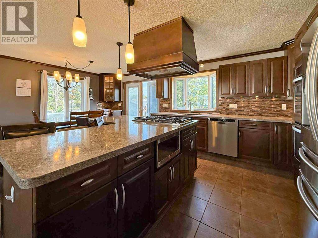 Grande Cache, AB T0E0Y0,11512 Manning Crescent
