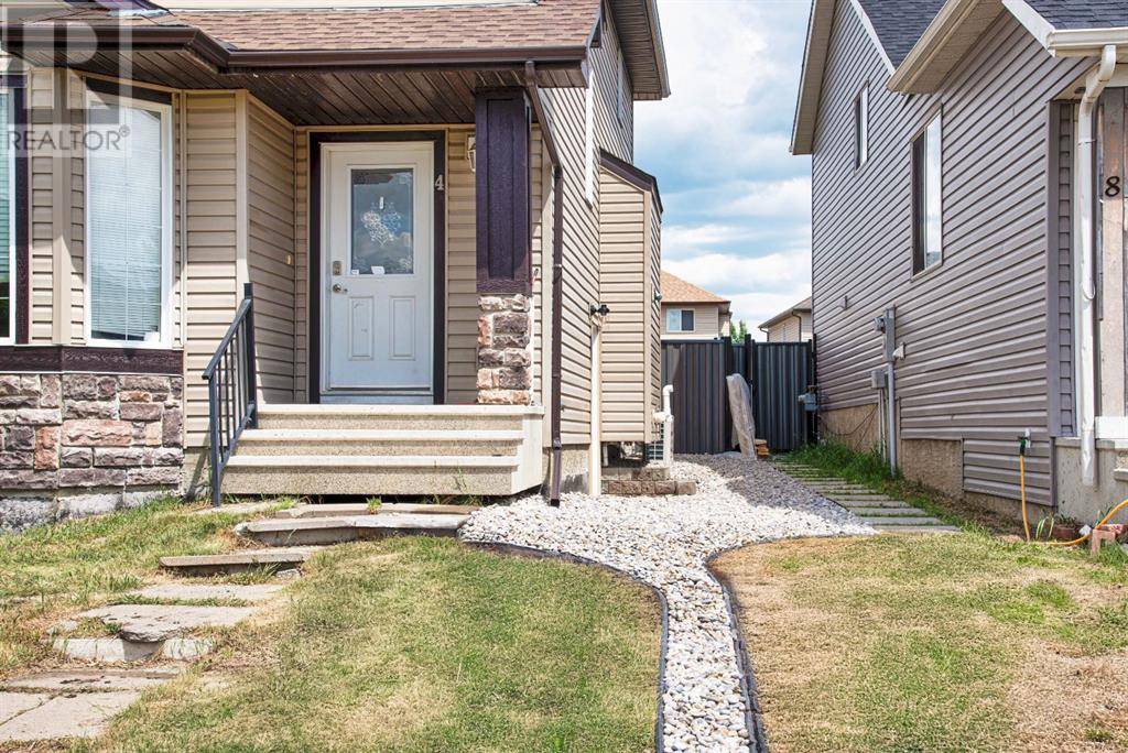 Calgary, AB T3J0K1,4 Saddlebrook Circle NE