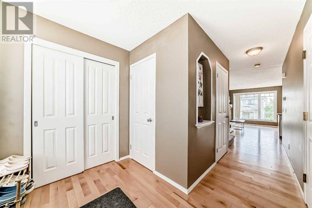 Calgary, AB T3G5B9,92 Rocky Vista Circle NW