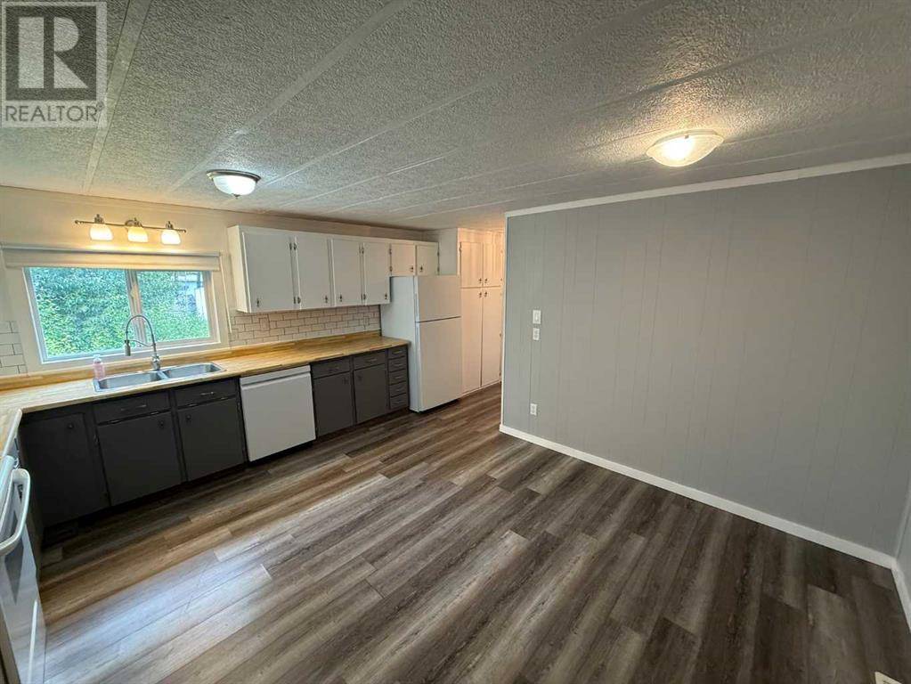 Hinton, AB T7V1N5,141, 133 Jarvis Street