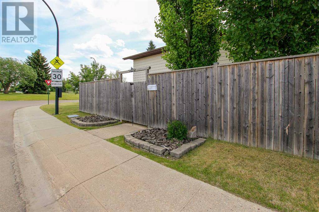 Red Deer, AB T4P2G8,114 Cornett Drive