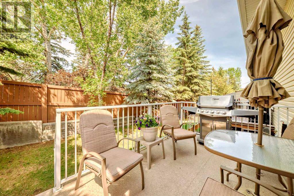 Calgary, AB T2B0P6,70 Dover Mews SE