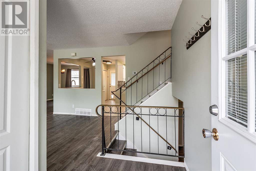 Medicine Hat, AB T1A4A4,16 Red Deer Drive SW