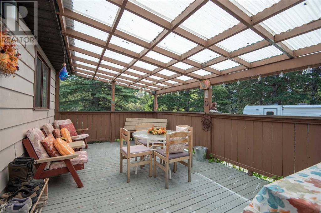 Parkland Beach, AB T0C2J0,12 Parkland Boulevard