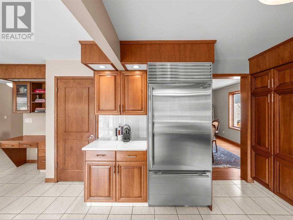 Calgary, AB T3A4V1,146 Edgeview Road NW