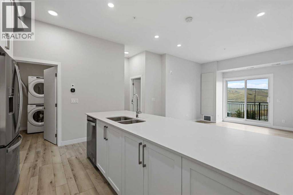 Calgary, AB T2C5W9,423, 255 Les Jardins Park SE