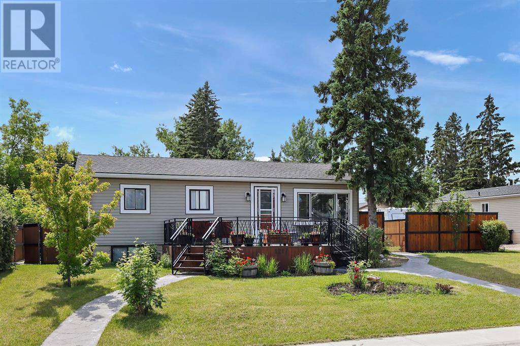 Carstairs, AB T0M0N0,1217 Downie Street