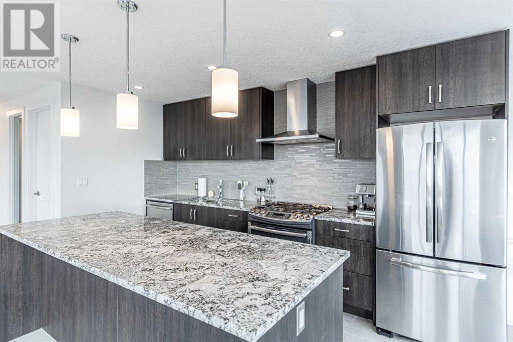 Calgary, AB T2R0Y9,1802, 303 13  SW