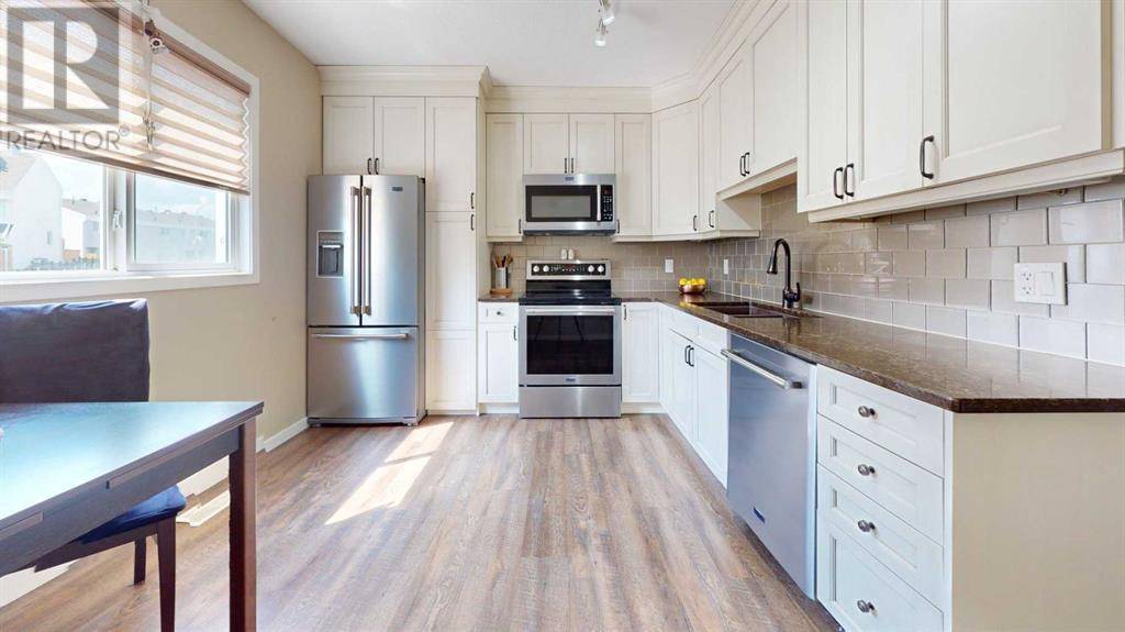Fort Mcmurray, AB T9H3R5,44, 711 Beacon Hill Drive