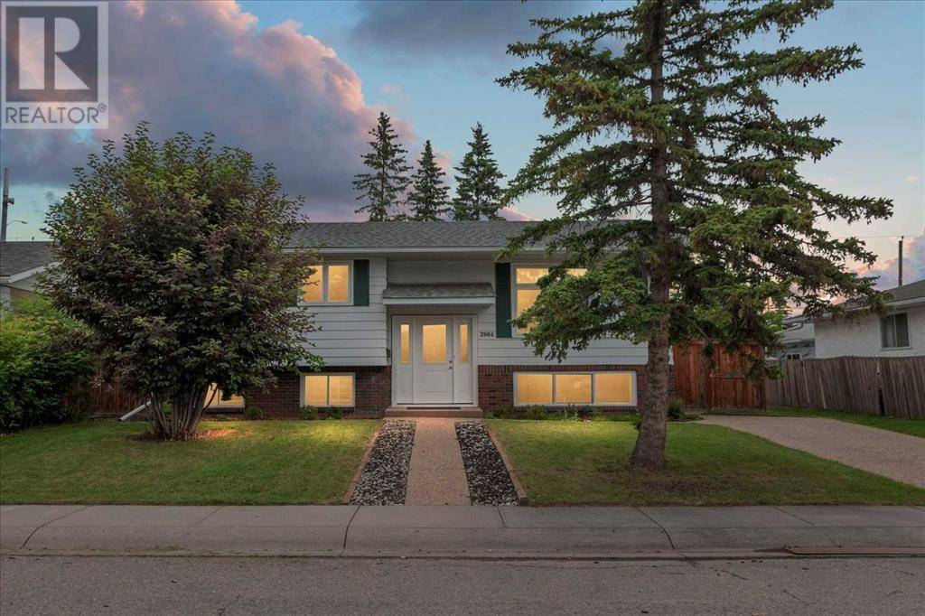 Calgary, AB T2W1X6,2904 Cedar Ridge Drive SW