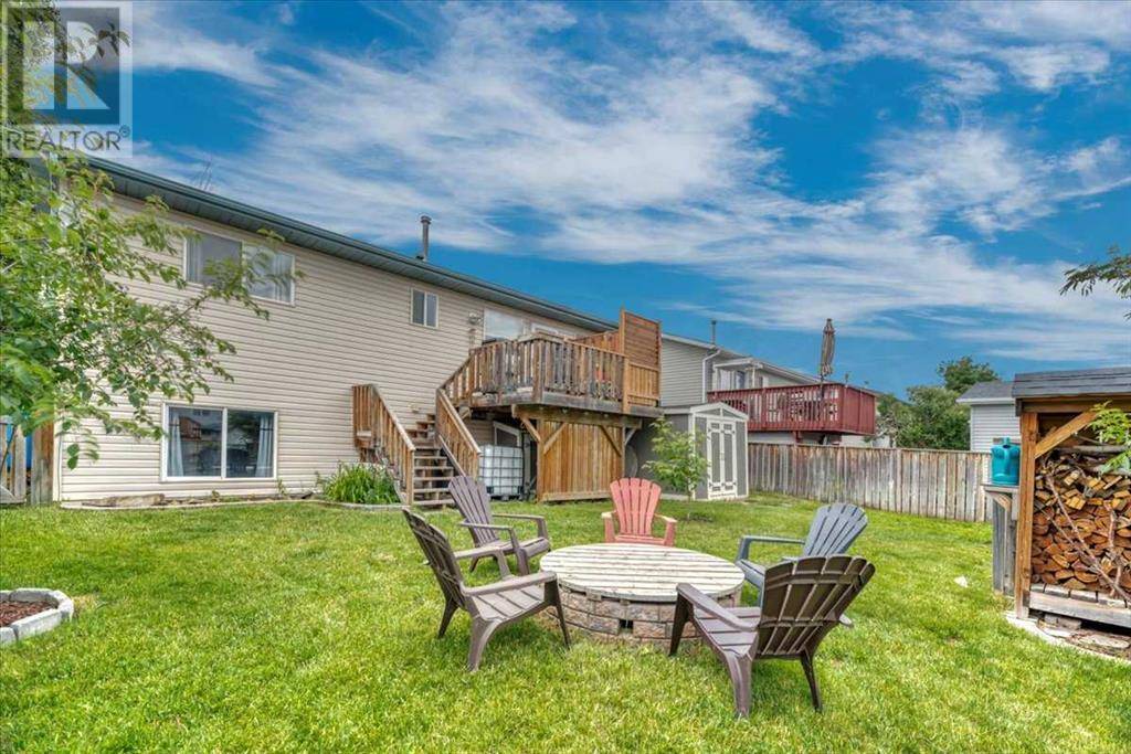 Strathmore, AB T1P1S4,325 Strathford Boulevard