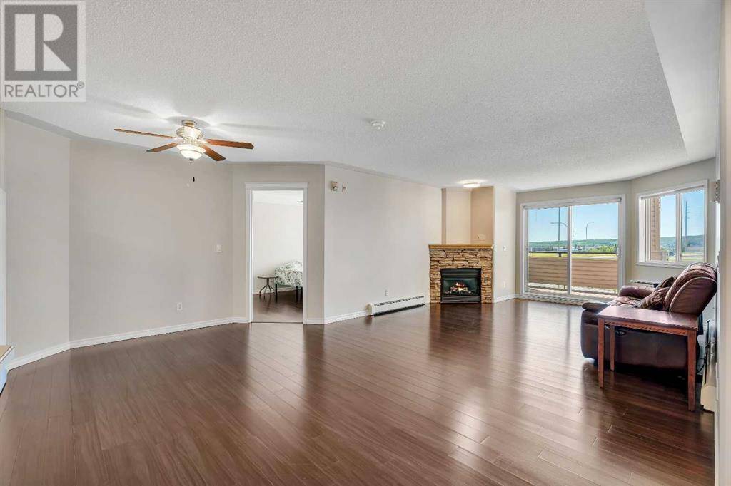 Calgary, AB T3H4K5,2107, 7451 Springbank Boulevard SW