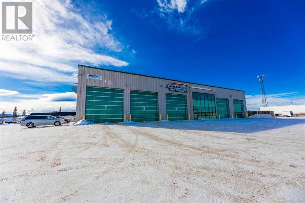 Hinton, AB T7V2G5,156 Steele Crescent