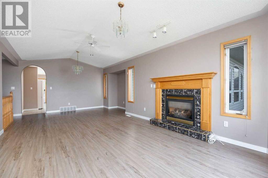 Fort Mcmurray, AB T9K1T2,236 Boisvert Place