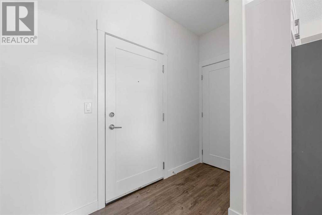 Calgary, AB T2X4E3,211, 10 Walgrove  SE