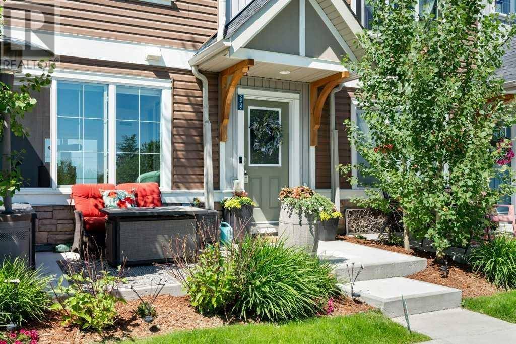 Cochrane, AB T4C2M2,2202, 250 Fireside View