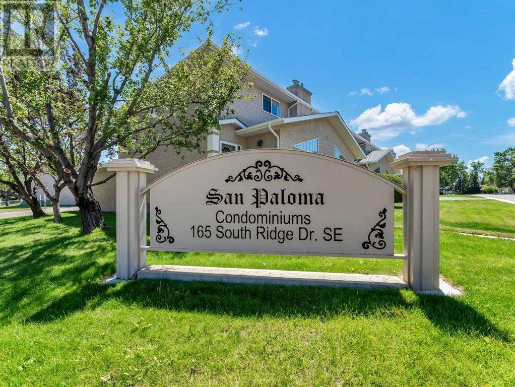 Medicine Hat, AB T1B4H4,101, 165 South Ridge Drive SE
