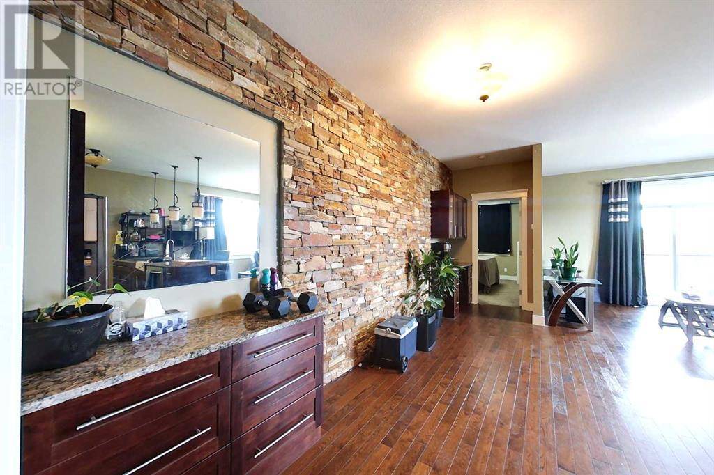 Slave Lake, AB T0G2A3,303, 605 6 Avenue SE