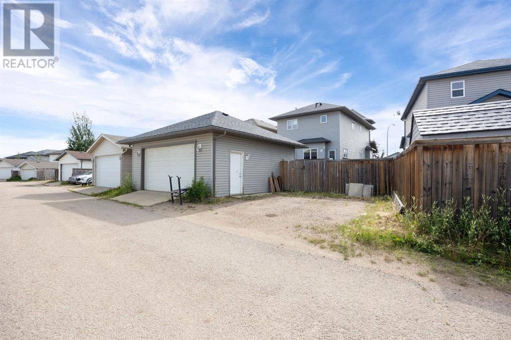 Fort Mcmurray, AB T9K0C7,136 Coyote Crescent