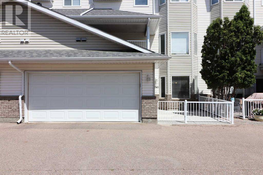 Medicine Hat, AB T1A8T9,241 Washington Way SE