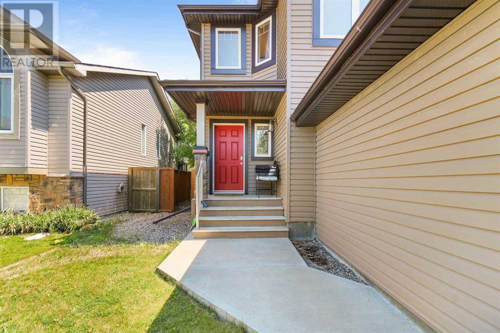 Lethbridge, AB T1J4W1,213 Firelight Crescent W