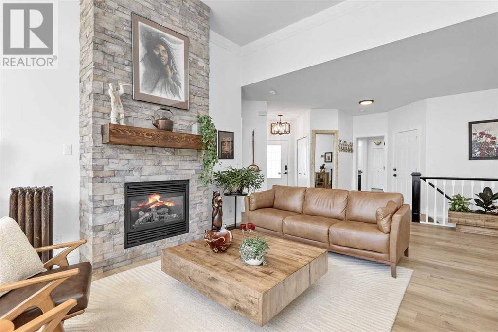 Red Deer, AB T4R3A1,44, 32 Dowler Street