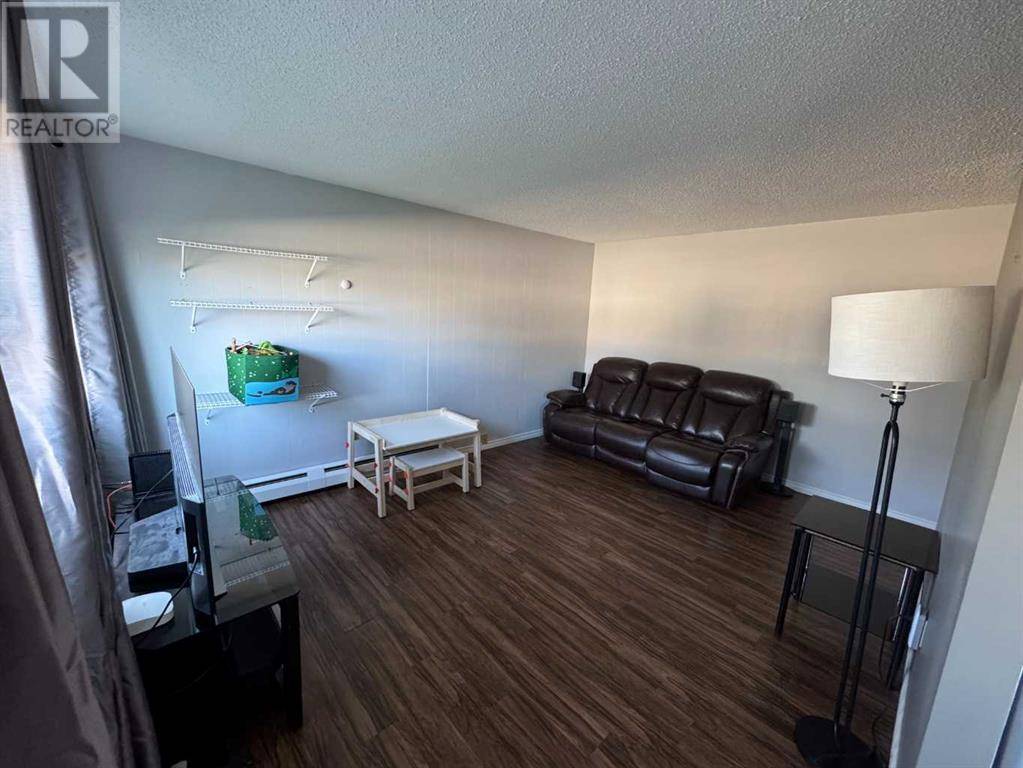 Grande Prairie, AB T8V5G8,104, 10230 106 Avenue