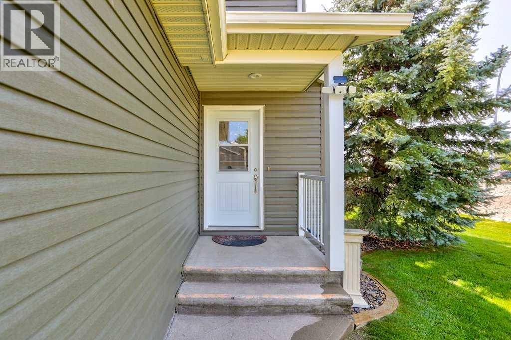 Taber, AB T1G1G2,34 Fairway Village