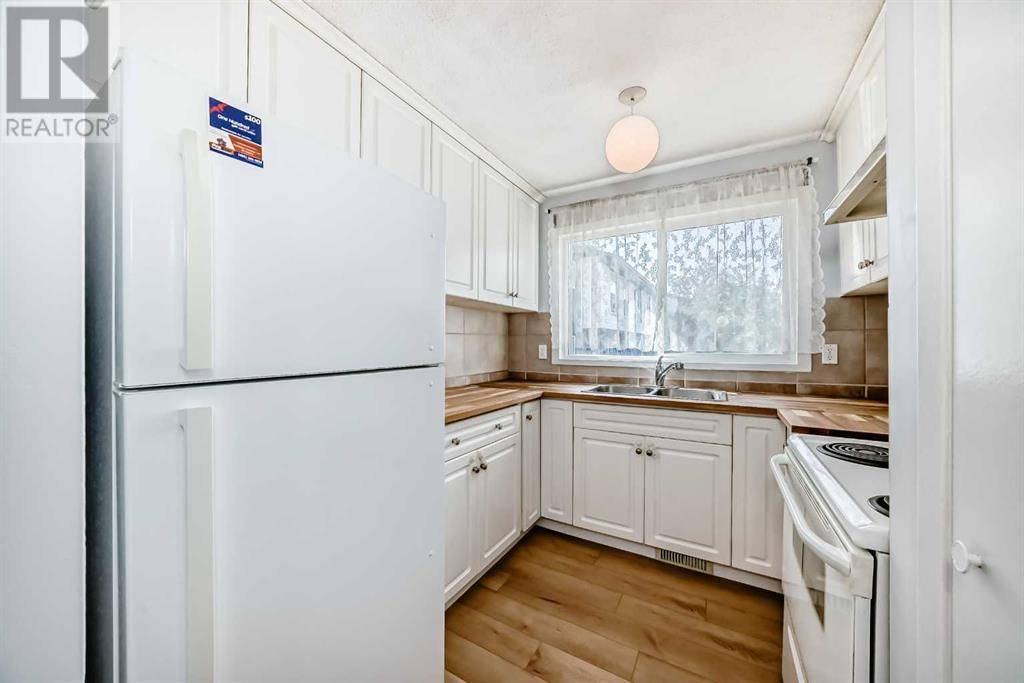 Calgary, AB T2K1B8,137, 6440 4 Street NW