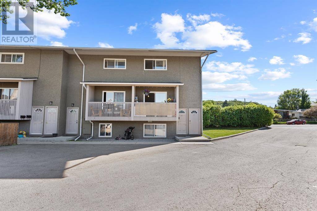 Calgary, AB T3B3P3,19, 8112 36 Avenue NW