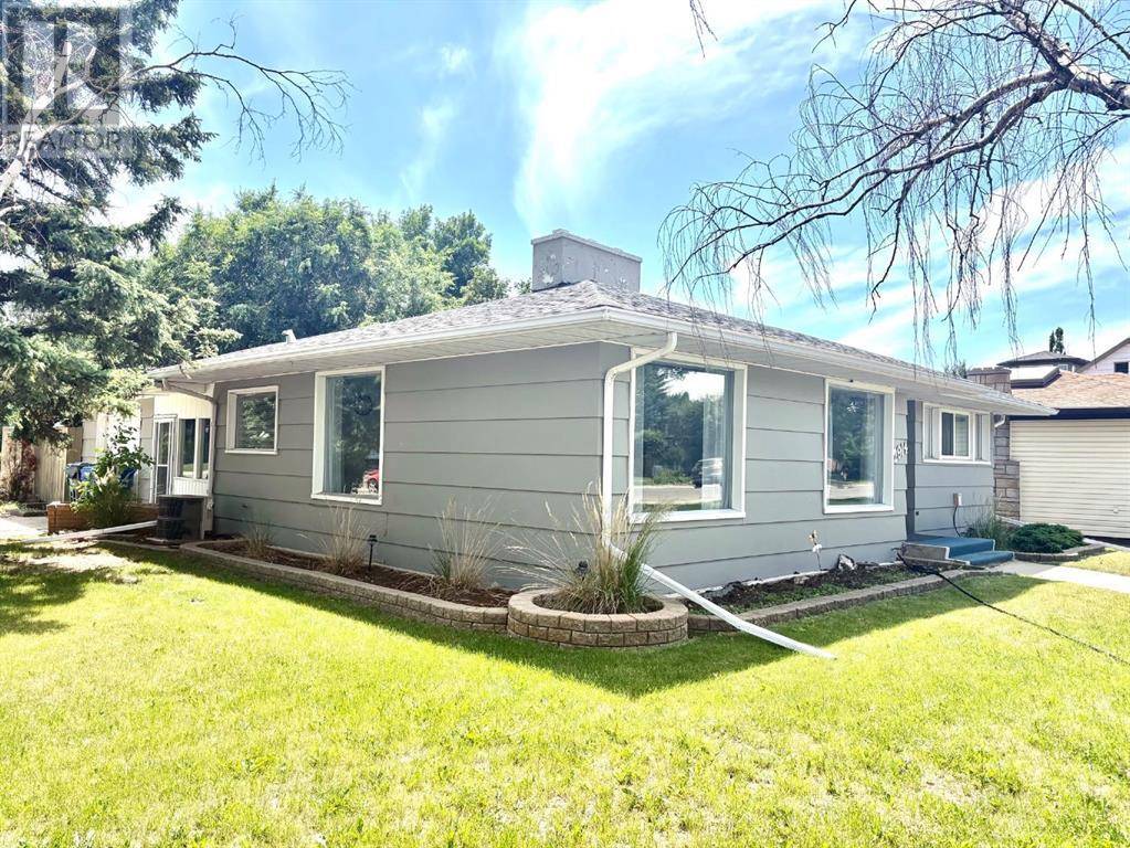 Lethbridge, AB T1J1E7,2914 6 Avenue S