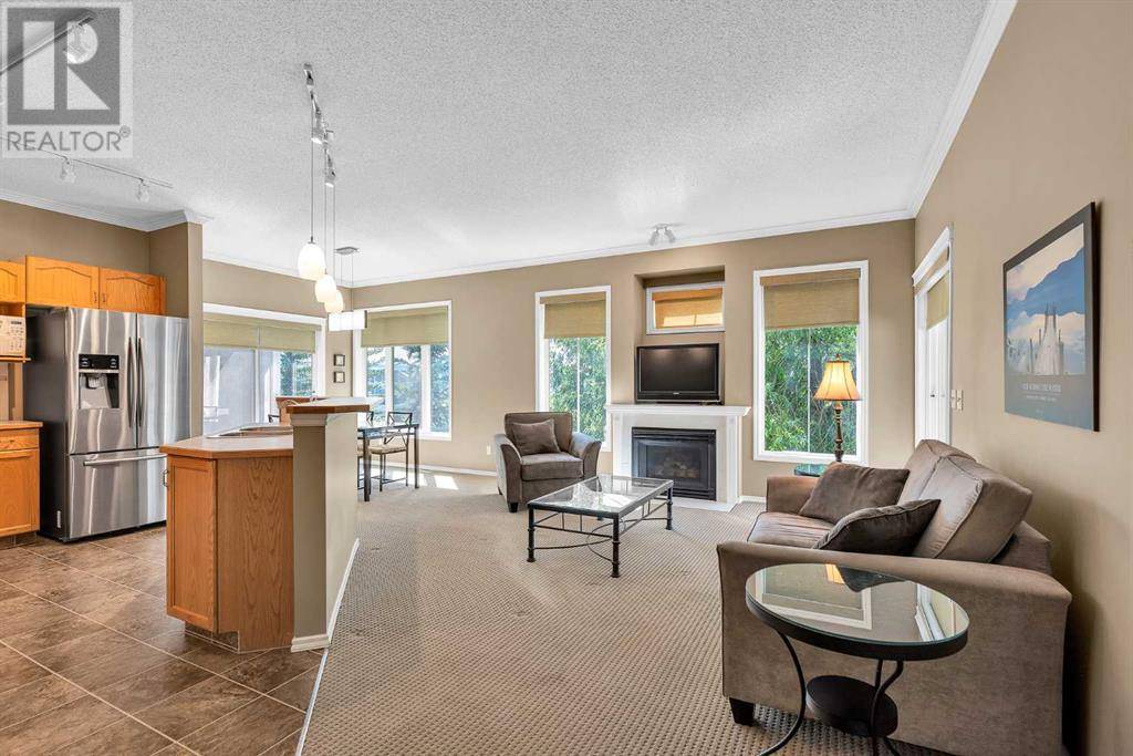 Calgary, AB T3A6C2,38 Edgeridge Terrace NW