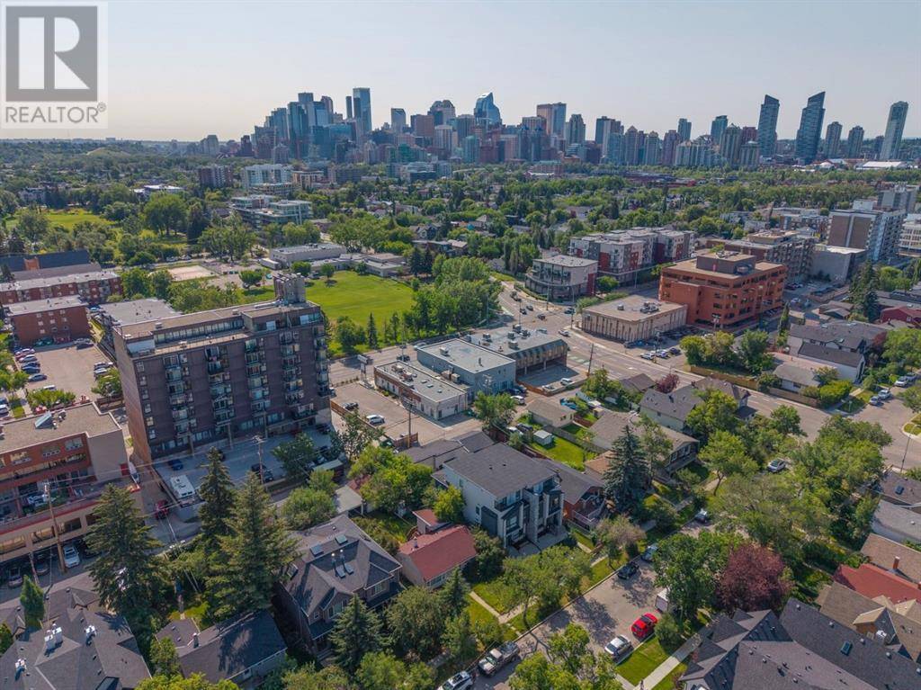 Calgary, AB T2N2B2,722 15 Street NW