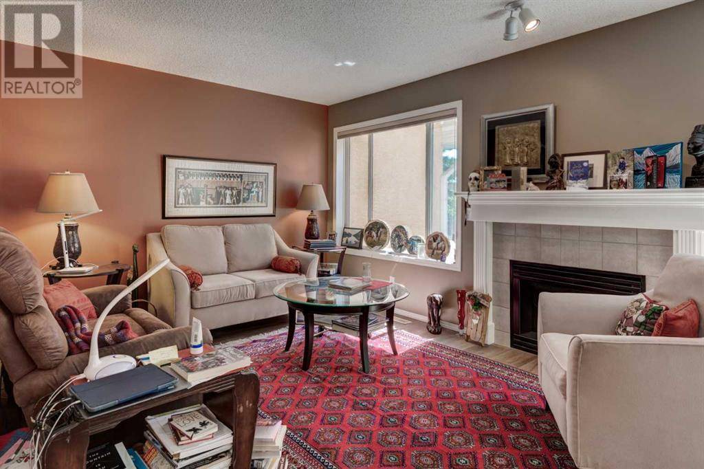 Calgary, AB T2W6H8,45 Cedarview Mews SW