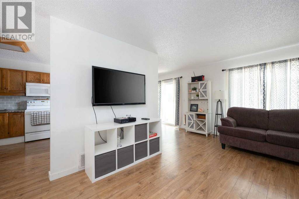 Fort Mcmurray, AB T9K1R2,1053 Timberline Drive