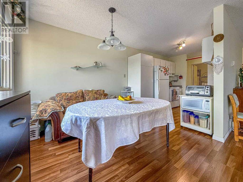 Fort Mcmurray, AB T9H2V8,304, 11 Clearwater Crescent