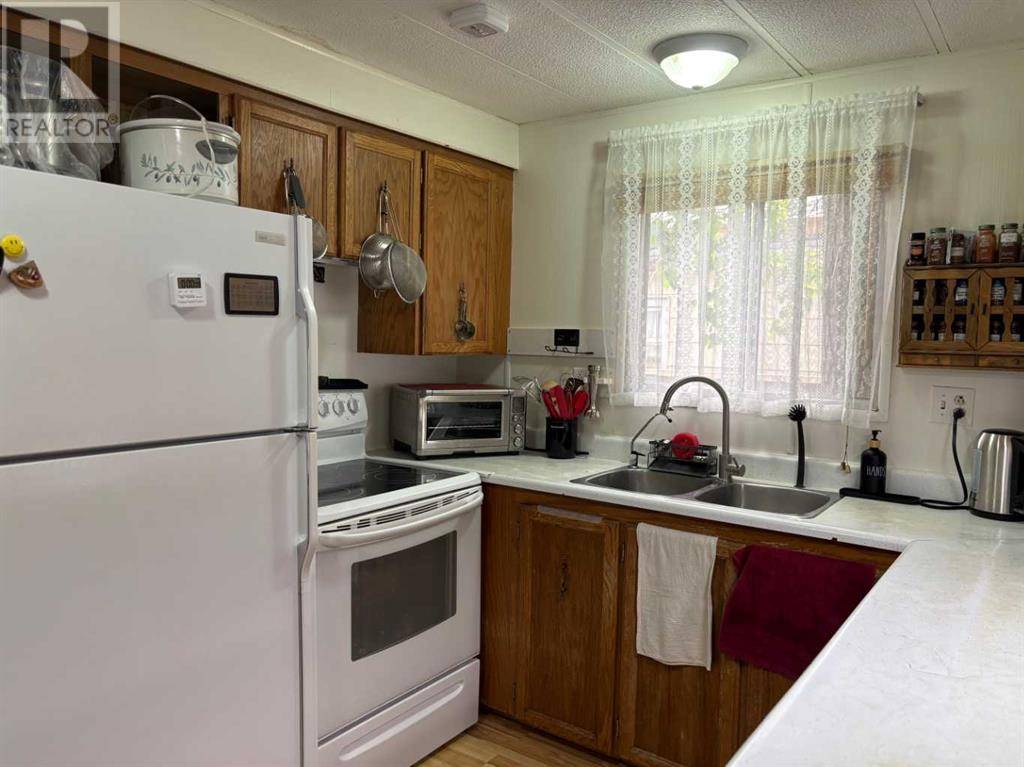 Sylvan Lake, AB T4S1N9,4607 46 Street