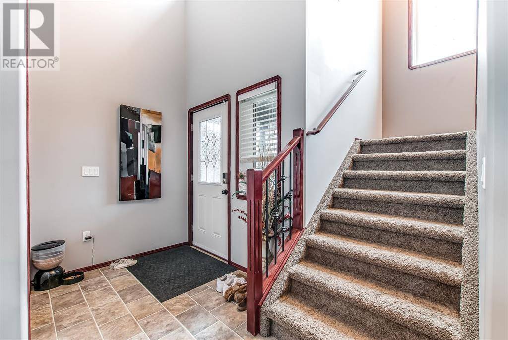 Medicine Hat, AB T1B0M2,164 Somerside Way SE