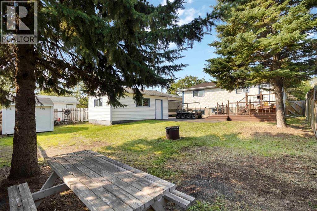 Fort Mcmurray, AB T9H3V4,150 Hilltop Crescent