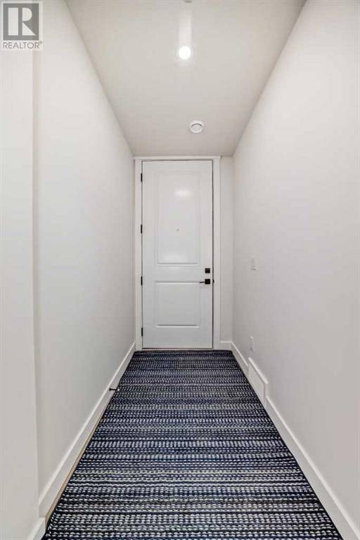 Calgary, AB t3c2z7,5, 3404 8 Avenue SW